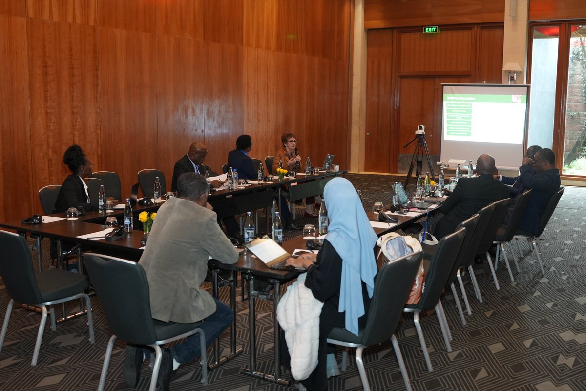 HealthTech_org's tweet image. In a world where tech evolves daily, Africa’s public health systems must keep pace. Dr. Kamil Shoretire’s call at HealthTechPolicySummit2025: build agile systems, set clear rules &amp;amp; protect health data trust.
#AfricaHealthTech #DigitalHealth #PolicyForProgress