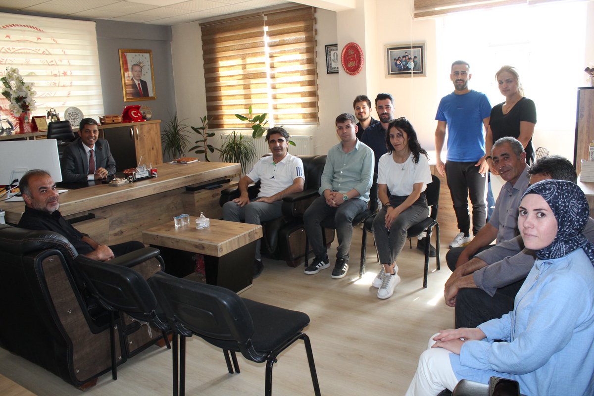 📌Kaymakamımız Sn. Mehmet Nesip MAHİR, ilçemizdeki görev süresinin sona ermesi nedeniyle ilçemizde bulunan kurum amirlerine nezaket ve veda ziyaretlerinde bulundu.