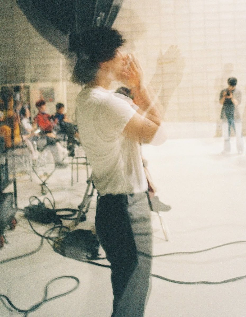 s2_sosick_s2's tweet photo. 250813
@ moon_yirang
인스타

* Smashing Concrete 뮤비촬영현장 https://t.co/ySNnAMaJ3E