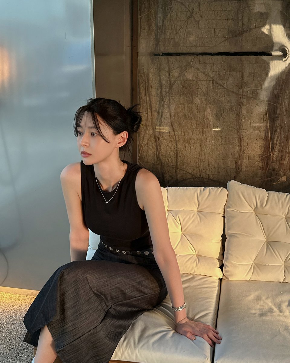 250813 | Kwon Nara (hv_nara) Instagram Update 🖤😍

🔗instagram.com/p/DNShVLATYsW/…

#KwonNara #권나라