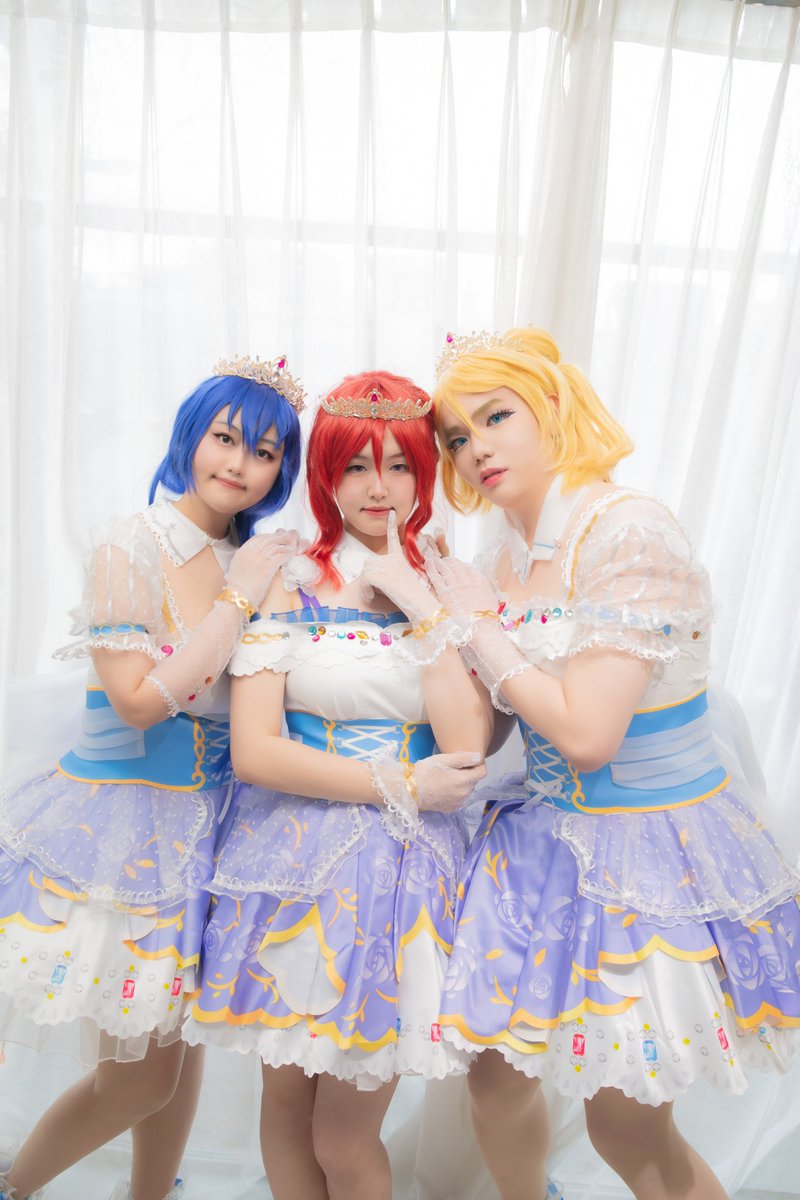 #コスプレ #lovelive

ラブライブ! (러브라이브!)
ロイヤルプリンセスver (로얄프린세스ver)
˗ˏˋ ꒰ SOLDIER GAME ꒱ ˎˊ˗

💙:<a href="/woo_rin__cos/">우린ウりソ🍑🍓</a> 
❤️:<a href="/Eroha_cos/">이로하</a> 
🩵:<a href="/ttutter_owo/">튜터 🐹</a> 

📸:<a href="/msee0324/">사진사 아크엔젤</a>
