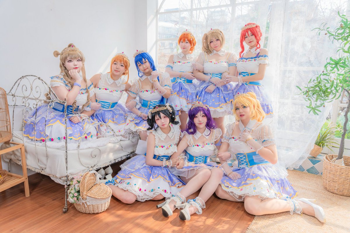 #コスプレ #lovelive 

ラブライブ! (μ’s) (러브라이브!) (뮤즈)
ロイヤルプリンセスver (로얄프린세스ver)

🧡:<a href="/imsohungry777/">버섯</a>
🩶:<a href="/kwi_921/">921</a>
💙:<a href="/woo_rin__cos/">우린ウりソ🍑🍓</a>

💜:<a href="/Greatesstar_cos/">✨성원❤️‍🔥</a>
🩵:<a href="/ttutter_owo/">튜터 🐹</a>
🩷:<a href="/iuha_08/">옹아</a>

💚:<a href="/jaim_orange/">자임</a>
💛:시오님
❤️:@Eroha_cos 

📸:<a href="/jgk6548/">강군</a> 

part 1.)