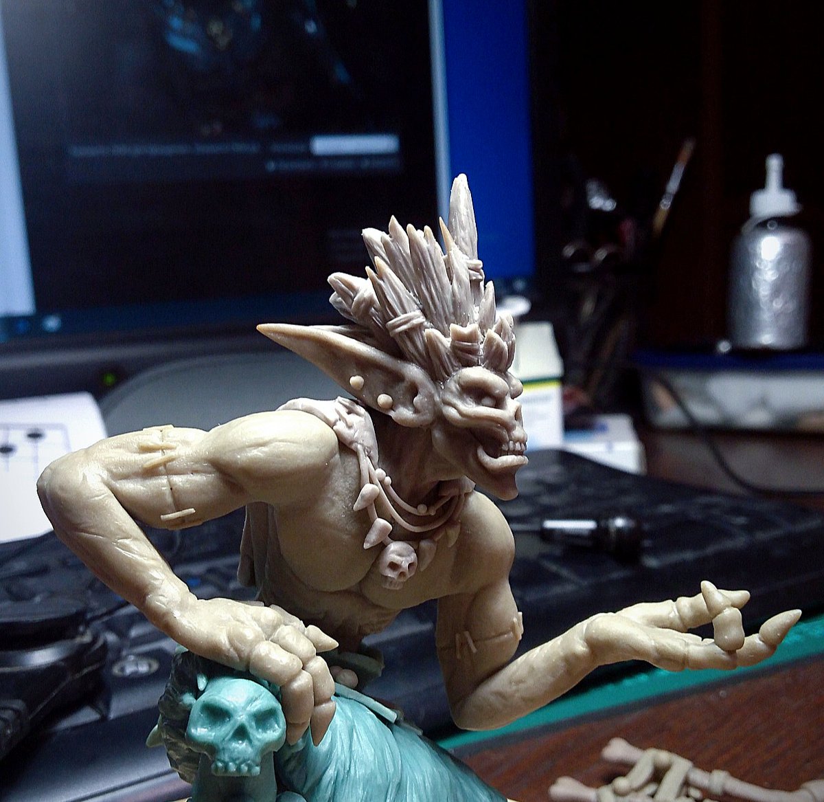 Bwonsamdi👻
Polymer clay. 

✉️DM me to make a custom order. 
#warcraft #sculpture