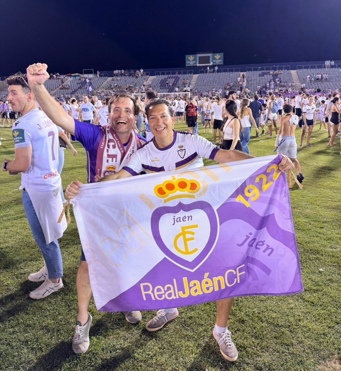 Felices 103 años de esta bendita locura <a href="/RealJaenCF/">Real Jaén C.F.</a>.
#realjaen1922