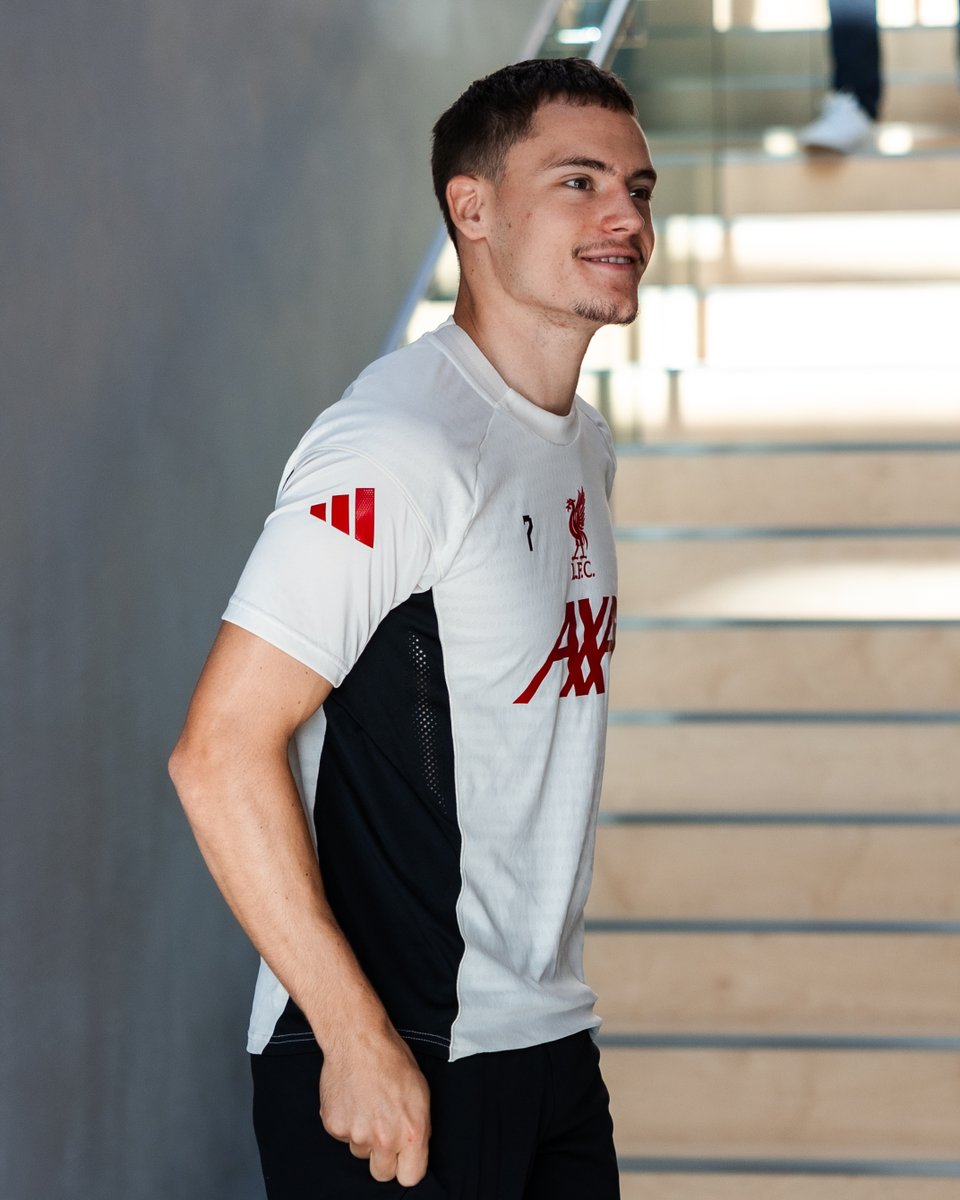 Liverpool FC tweet media