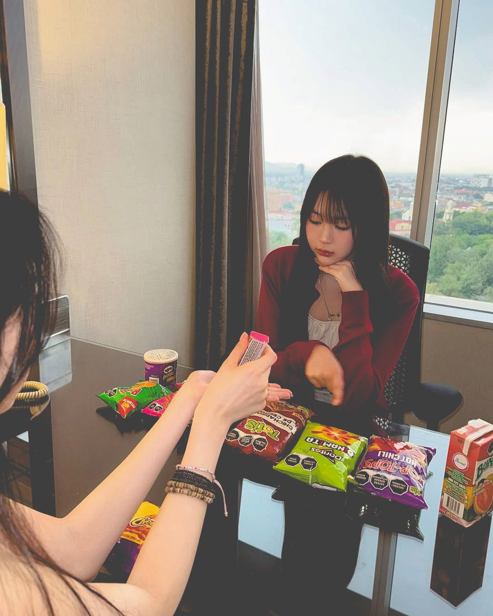 예온. ◠‿◠ tweet media