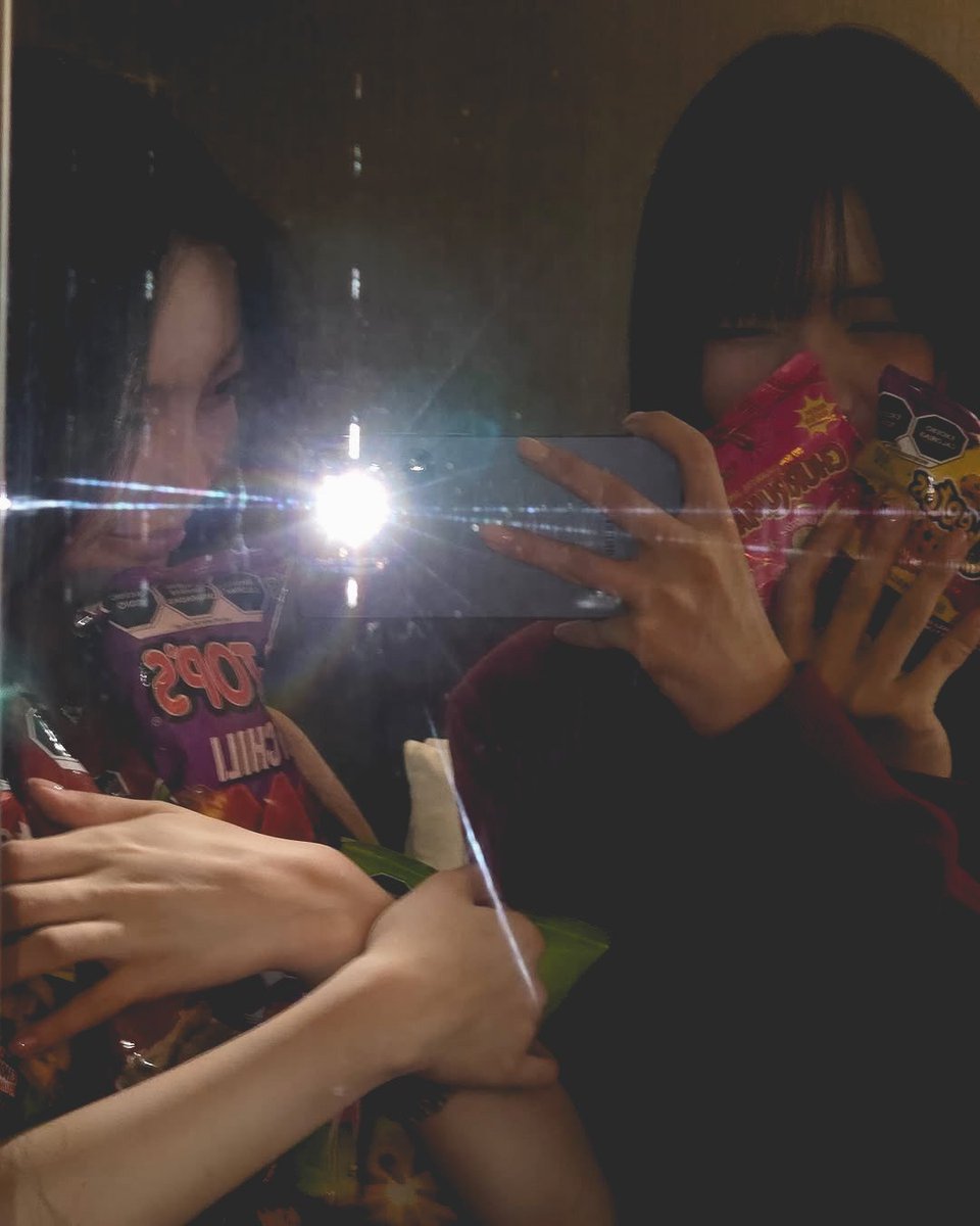 예온. ◠‿◠ tweet media