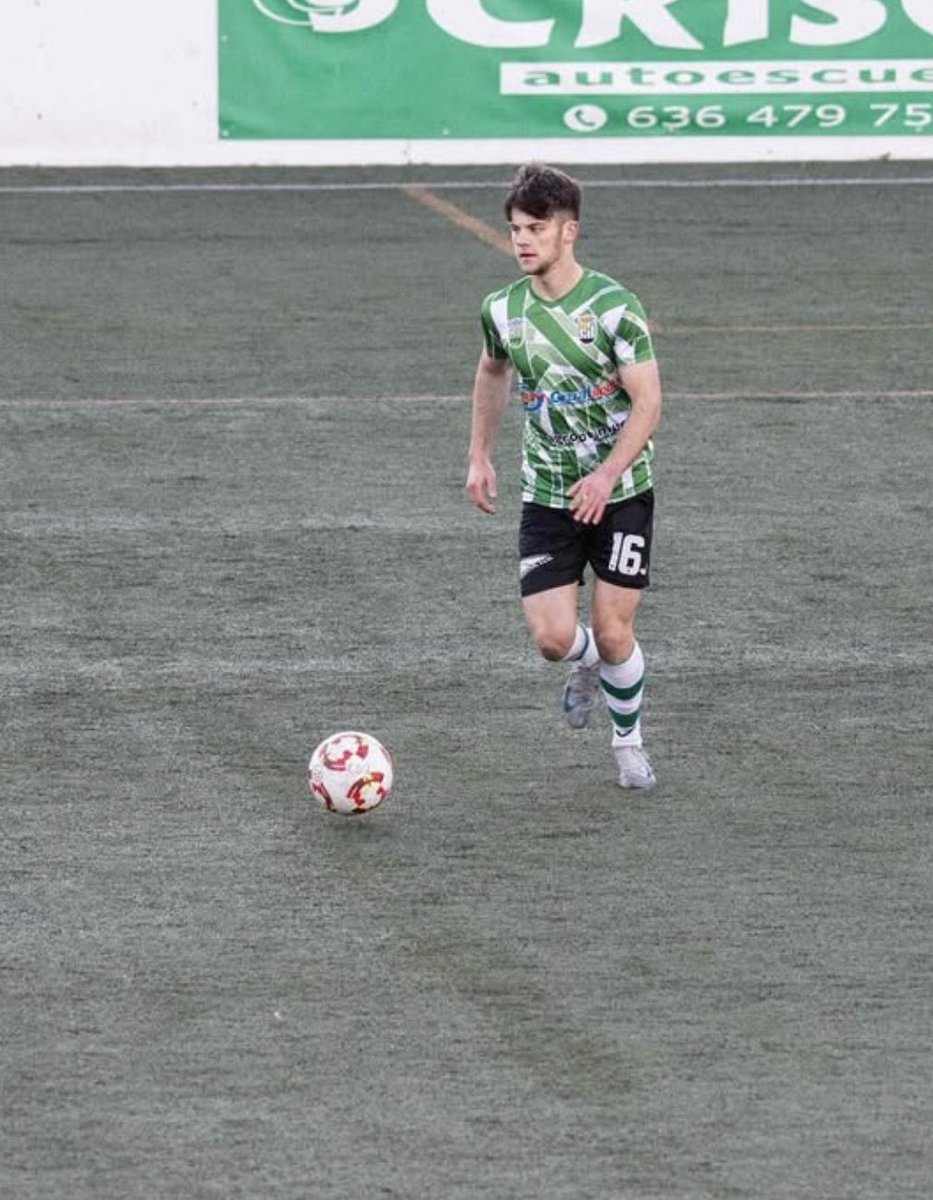 HuracanBoficial's tweet photo. 🔴FICHAJE🔵

Damos la Bienvenida a nuestro nuevo jugador @Albeer05ab jugador joven, con visión de juego, y gran golpeo de balón

Formado categorías inferiores del Albacete Balompié SAD (JN,JDH) y ascenso 2 RFEF con el CD Quintanar del Rey

Bienvenido Alberto a tu nueva casa … https://t.co/jBYDfZLB1w