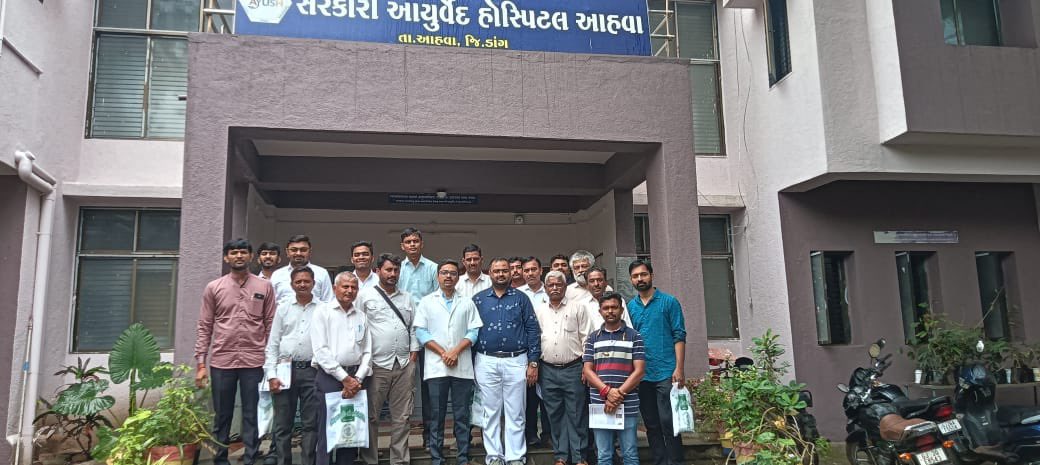 PAVIT SHAH (@pavitshah) on Twitter photo Community Science Centre Coordinators of <a href="/InfoGujcost/">Gujarat Council on Science & Technology 🇮🇳</a> are attending two-day long #Science Communicator’s State Level program hosted by <a href="/prayoshacsc/">Prayosha CSC</a> in #Dang .
Themed on Environment and Ecosystem studies, the program includes Interactive sessions and expository visits. Community Science Centre Coordinators of <a href="/InfoGujcost/">Gujarat Council on Science & Technology 🇮🇳</a> are attending two-day long #Science Communicator’s State Level program hosted by <a href="/prayoshacsc/">Prayosha CSC</a> in #Dang .
Themed on Environment and Ecosystem studies, the program includes Interactive sessions and expository visits.