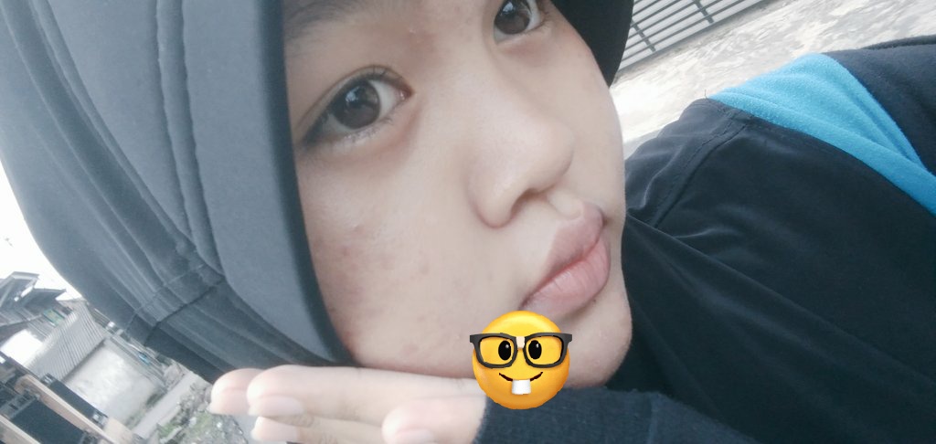 hiraethalassie_'s tweet image. pap orang imut a.k.a gua (🥺) tolong dong jemput gua anjing bisa" gua ngamuk ancurin dagangan orang #bercanda #peace #JEMPUTGUA