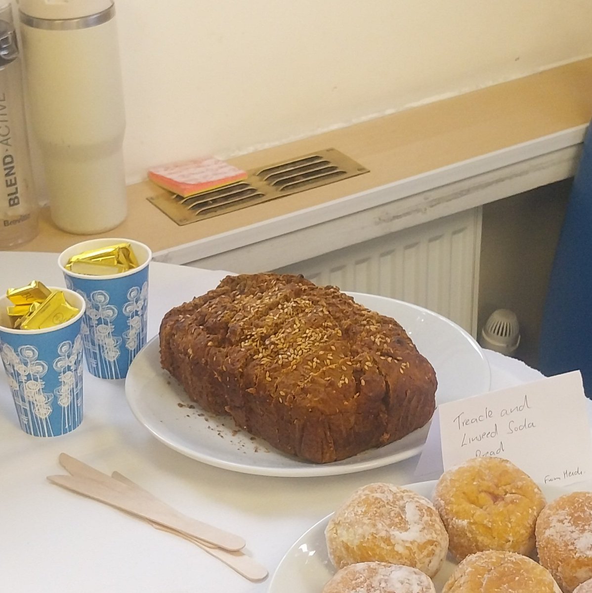 heidi_ed's tweet photo. I've been so busy I forgot to post last weeks #TeaAt3 so here it is (before this weeks)
A summery  🍍 and lime cake, grapefruit and pink peppercorn shortbread, treacle and linseed bread, donuts and a vegan victoria sponge.
#MoreThanJustCake #BuildingCultureThroughRitual @RCollEM https://t.co/RniSsTConp