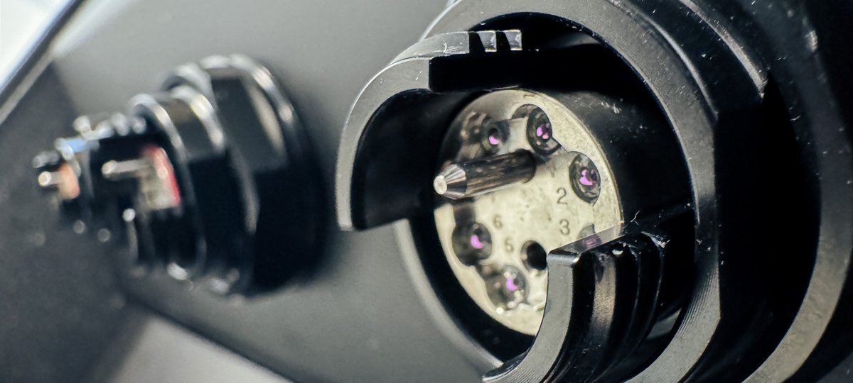 Hexatronic's tweet photo. Discover the best multi-channel fiber connectors for your application, ensuring optimal performance, reliability, and maintenance ease in #harshenvironments! In this previously published article, we explore some popular multi-channel fiber connectors:  https://t.co/8QR2uTX0gt https://t.co/aSrS2KptQ9