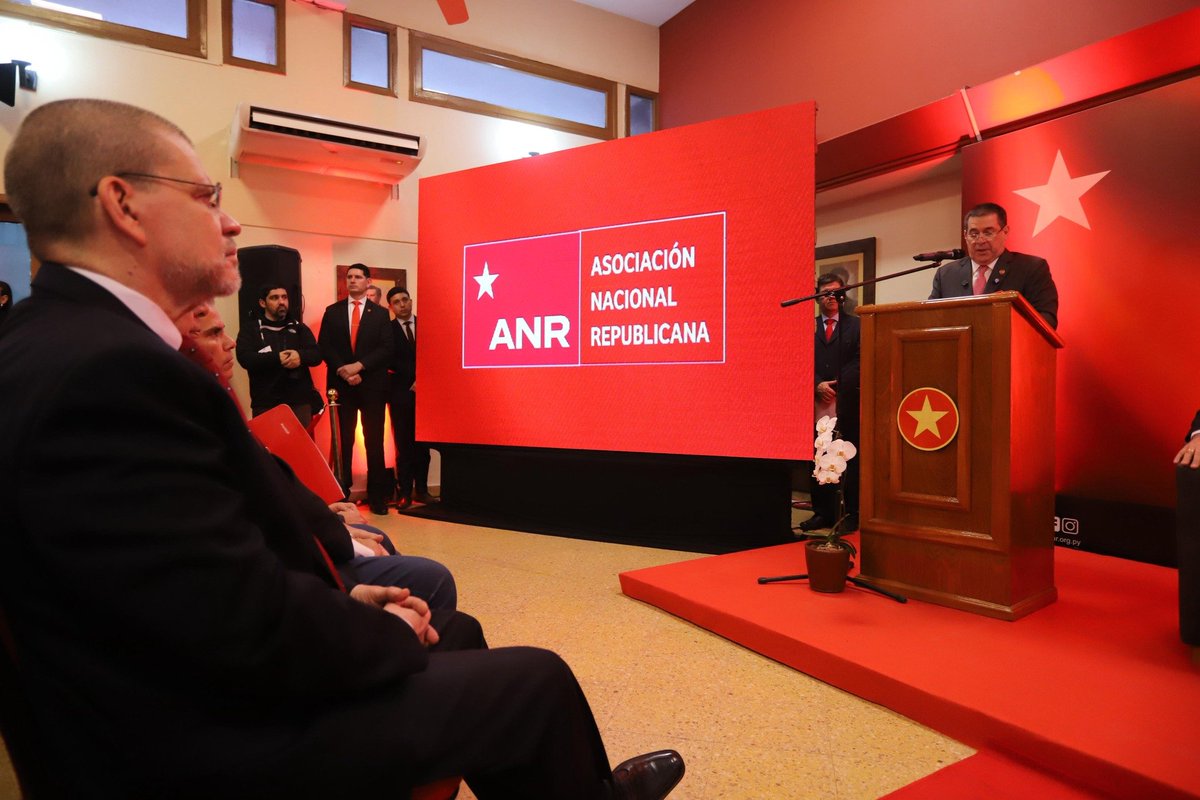 honorcolorado_'s tweet photo. Primer Foro Energético Republicano. Del evento, participó el presidente de la Junta de Gobierno,
@Horacio_Cartes
, quien expresó “Junto con el Círculo de Ingenieros Colorados, hemos organizado este Foro Republicano en materia energética". ➕📷 https://t.co/71hOC3jrgn https://t.co/E2SAHH3jiY