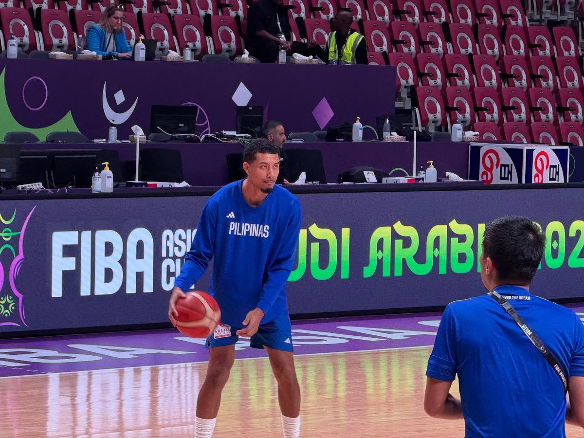 REMATCH READY 🇵🇭🇦🇺

#GilasPilipinas hit the court at King Abdullah Sports City in Jeddah for warmups ahead of their 2025 FIBA #AsiaCup quarterfinal clash with world no. 7 Australia—their first meeting since the infamous 2018 FIBA World Cup Asian Qualifiers showdown.

📸 SBP