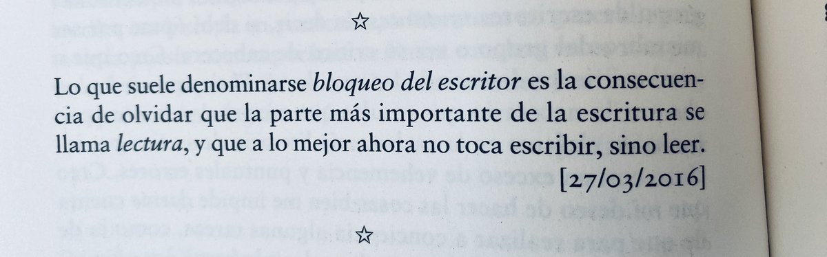 Siempre he estado de acuerdo con esto, <a href="/MoraVicenteLuis/">Vicente Luis Mora</a> .

En esta red sonora