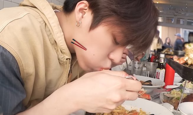 awboyy_'s tweet photo. yummy https://t.co/uYNxCGAhg2