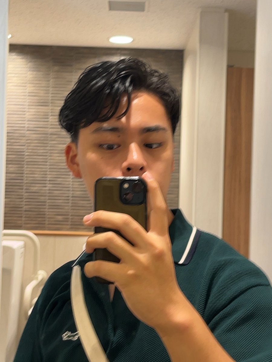 GMANGETU's tweet photo. ブレブレ初パーマ https://t.co/GzUaOh3ihW