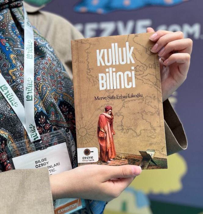 Cezve Çocuk (@cezvecocuk) on Twitter photo Meselelerimize kendi kaynaklarımızdan bakmayı hatırlatan eser, alimlerin hikmetli yaklaşımıyla derinleşiyor, iç dünyamızda yankı bulacak hakikatlere kapı aralıyor. Kadınlardan gelen sorulara, kadınlara ve hepimize dair bir bakış sunuyor. 📚
<a href="/MerveSafaEL/">Merve Safa</a>
cezve.com.tr Meselelerimize kendi kaynaklarımızdan bakmayı hatırlatan eser, alimlerin hikmetli yaklaşımıyla derinleşiyor, iç dünyamızda yankı bulacak hakikatlere kapı aralıyor. Kadınlardan gelen sorulara, kadınlara ve hepimize dair bir bakış sunuyor. 📚
<a href="/MerveSafaEL/">Merve Safa</a>
cezve.com.tr