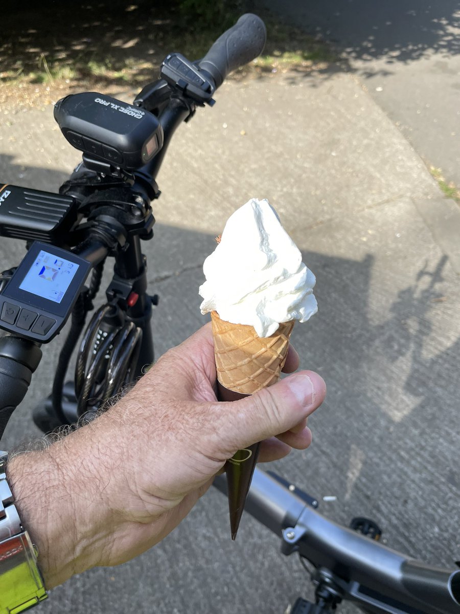 Pete c (@petercl04558275) on Twitter photo Out on the little bike this morning, at my favourite park for an ice cream.
<a href="/LovetoRide_/">Love to Ride</a> Out on the little bike this morning, at my favourite park for an ice cream.
<a href="/LovetoRide_/">Love to Ride</a>