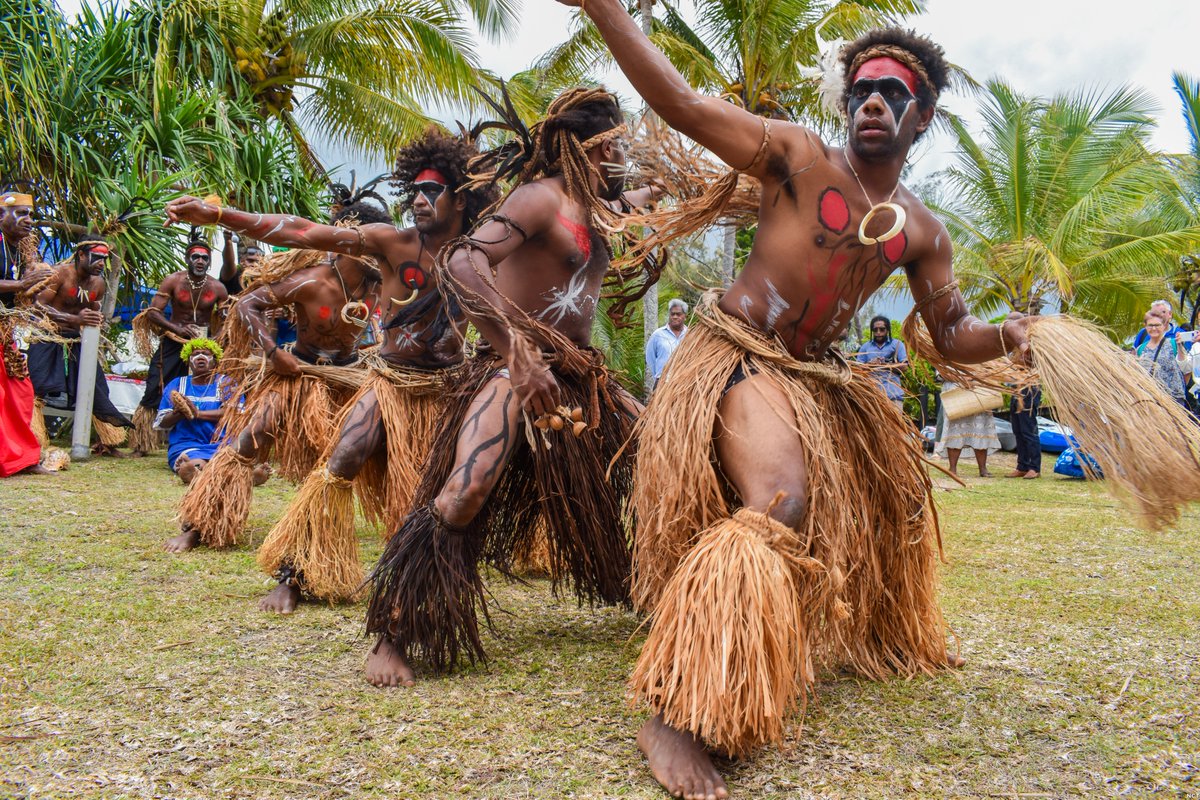 NewCaledonia's tweet photo. 🌿✨ Ready for a cultural escape? Join the  Sandalwood &amp; Honey Festival on Lifou Island, Aug 29–31!

Sing, dance, craft &amp; taste local delights 🌺

Package 415 AUD: boat, 3 nights homestay + breakfast, transfers.

Book now 👉 https://t.co/Oq13SvivPG

#NewCaledonia #Lifou https://t.co/iy23x39EmG