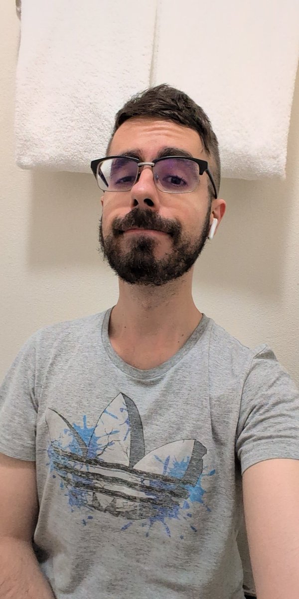 First american meal -> first consequences. I am far from being built for your food fella 💀