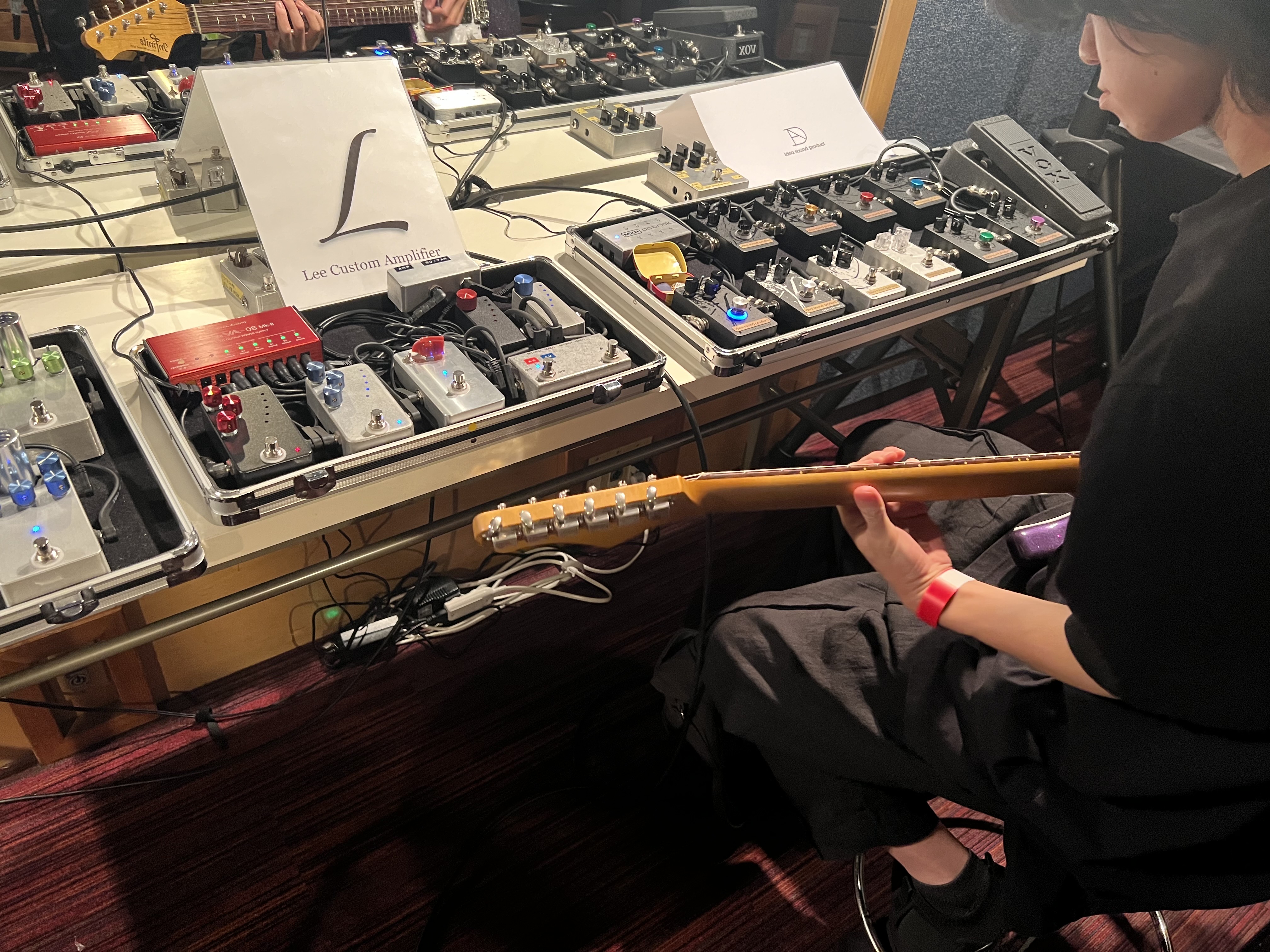 【(••)】Lee custom amplifier ケーブル付き Lee Custom Amplifier 12AU7BB 真空管Buffer/Booster【即納可能