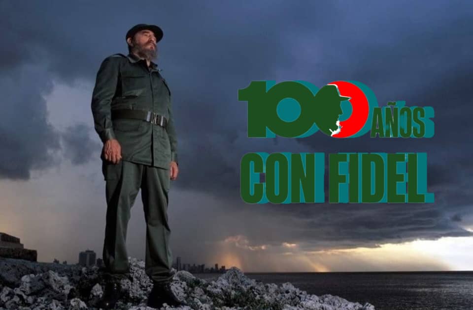 Fidel Castro Ruz. Revolucionario y estadista cubano. Defensor de la soberanía e independencia de su país, símbolo de resistencia en el mundo. Nacimiento 13 de agosto de 1926. #Cubacoopera
#FidelPorSiempre
#100añosconfidel