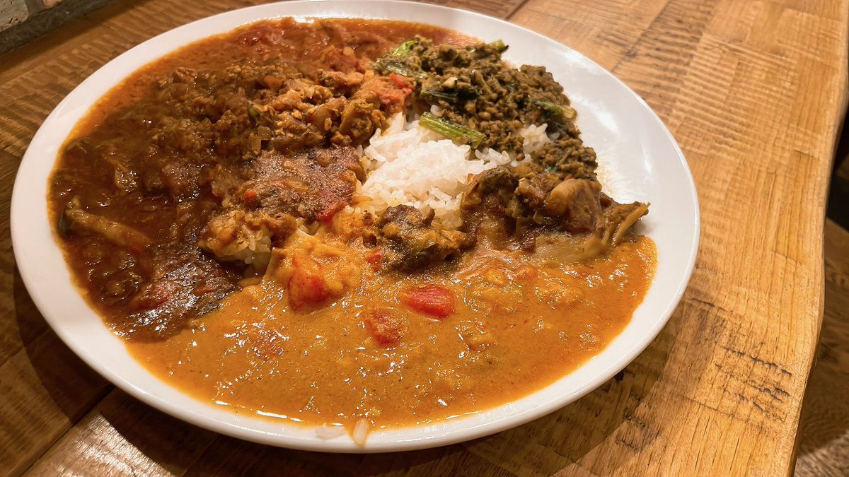 🖊️ご予約について

〈日程〉8月24日（日）

モーニング▷8:30〜10:00
一部▷10:00〜14:00
二部 ▷15:00〜18:00 

第一部、第二部共に残席少なくなってまいりました。
モーニングはまだ余裕ございます✨
ご予約は人数とお時間を添えてDMまでおましております！

#cafesavanna