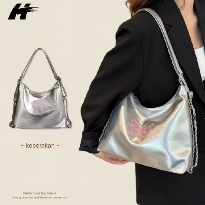 zaistdyra's tweet photo. rekomendasi tote bag 🧸🎀

#totebag #taswanita #taskuliah #ootd #ootdStyle #kuliahan #kampus #totebagwanita #belanja https://t.co/QWYle8LdNP