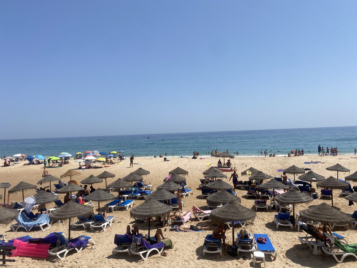 louiseseeley's tweet photo. @NCETM #mathsonholiday
5 x 14 umbrellas. Each umbrella has 2 beds ( total 16 euro ) how many beds ? How much does it cost ?
If half the umbrellas have an extra bed (6 euros) how many beds ? How much does it cost ?
2 umbrellas & beds For a day ? For a week ? For 6 weeks ? https://t.co/7gR7u7W5WZ