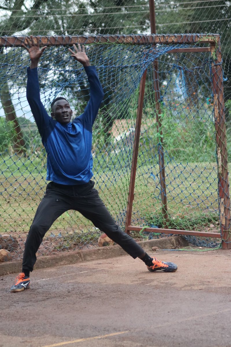 makererehandbal's tweet photo. Happy Birthday to the wall that no ball passes!๐Darius ๐ชญโบ๏ธ๐
Wishing you,our star #MAKhandball goalkeeper,a year as strong as ur saves,as bright as ur smiles,n as unstoppable as your spirit on the court. May this year bring u more wins,more joy,n endless reasons to celebrate.๐คพ๐ฟโโ๏ธ https://t.co/9gijwxy4hI