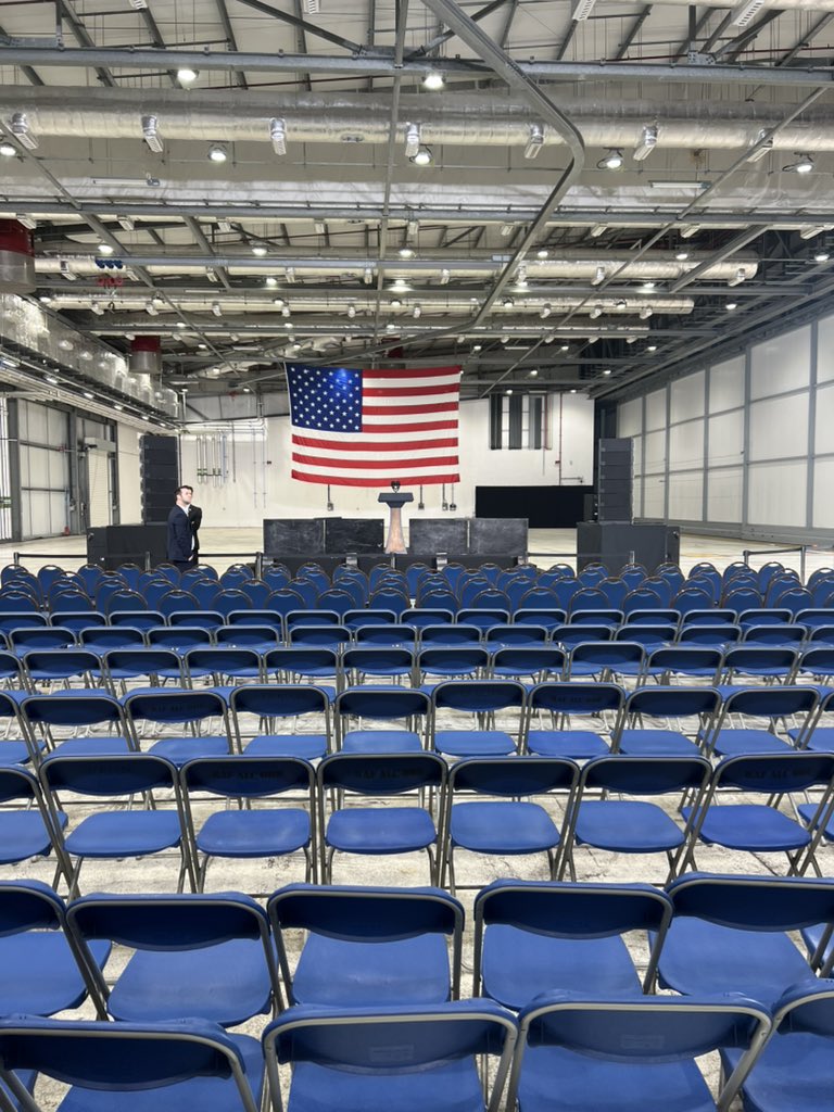 HenryRiley1's tweet photo. Scene is set for JD Vance’s visit to RAF Fairford

The US Vice President will be giving a short speech to the US service personnel stationed here

US Air Force’s 501st Combat Support Wing and 99th Expeditionary Reconnaissance Squadron are based here

@LBC @LBCNews https://t.co/axTklnT8U4