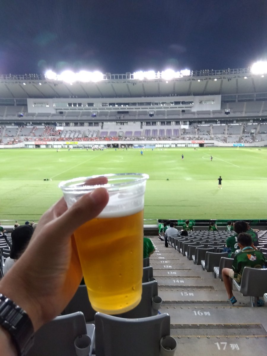 バックは久々だ。
勝利の前祝い！