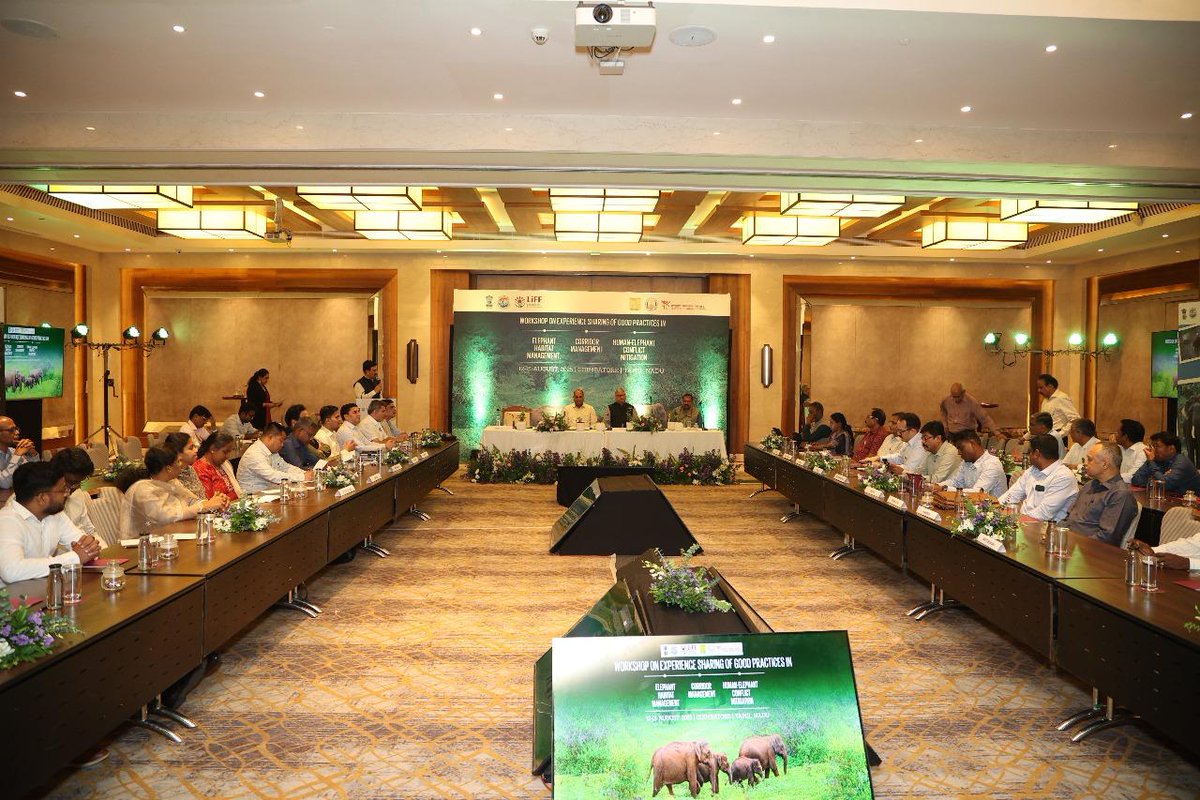 moefcc's tweet photo. Sharing Wisdom for Coexistence 

Today, experts & managers from across India shared best practices in elephant habitat & corridor management, and human-elephant conflict mitigation.
The workshop was Organised in Coimbatore by MoEFCC in collaboration with WII & Tamil Nadu Forest Dept.