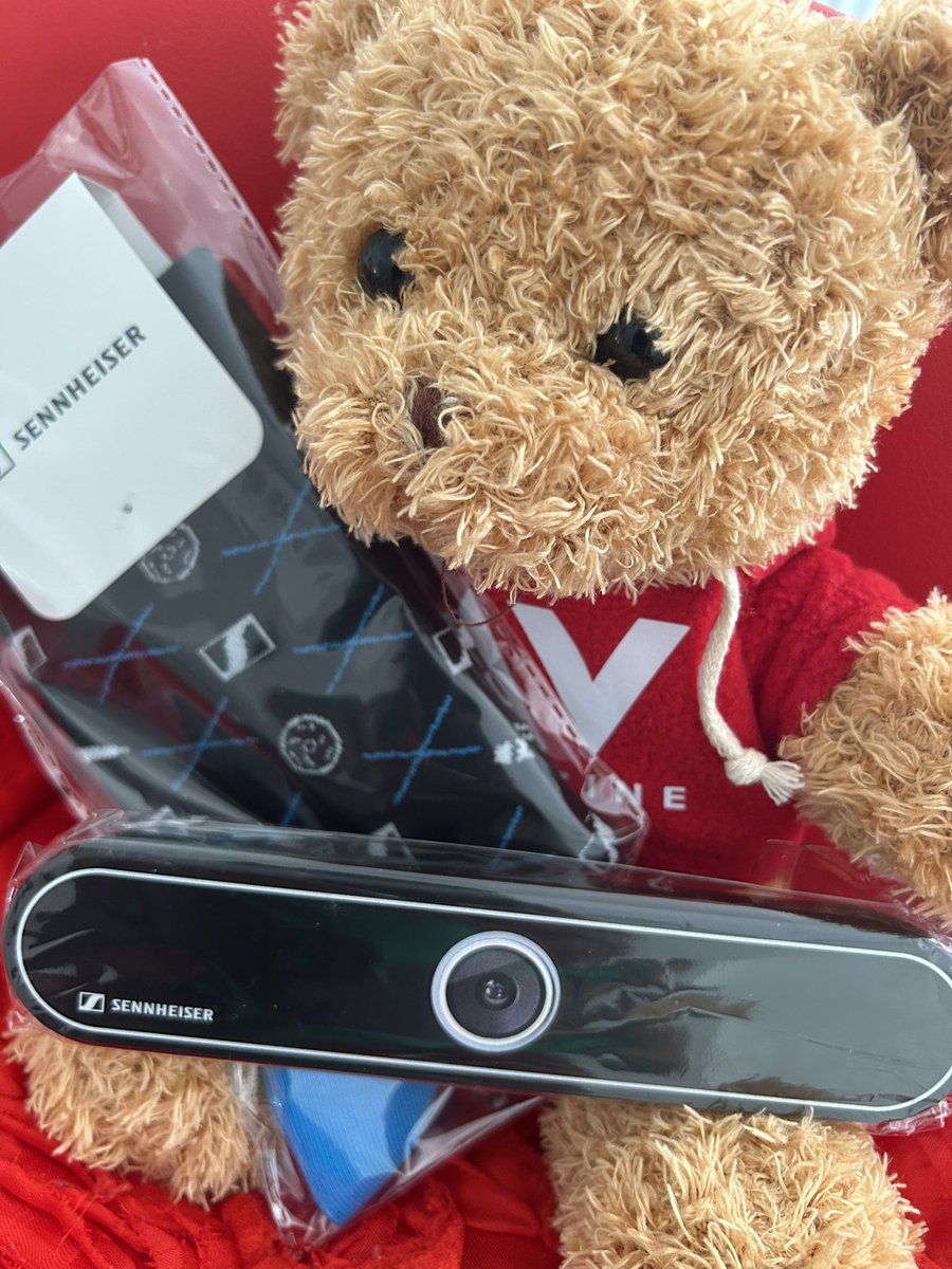 minanvceg's tweet photo. National Video Conference Awards 2025 ! Celebrating schools reaching Gold accreditation in use of #videoconferencing Thankyou @Sennheiser for your support and presenting a trophy to Little Heath School @AVMag #wheresclive #genVC #nvca25 https://t.co/RZ3AqOapKc