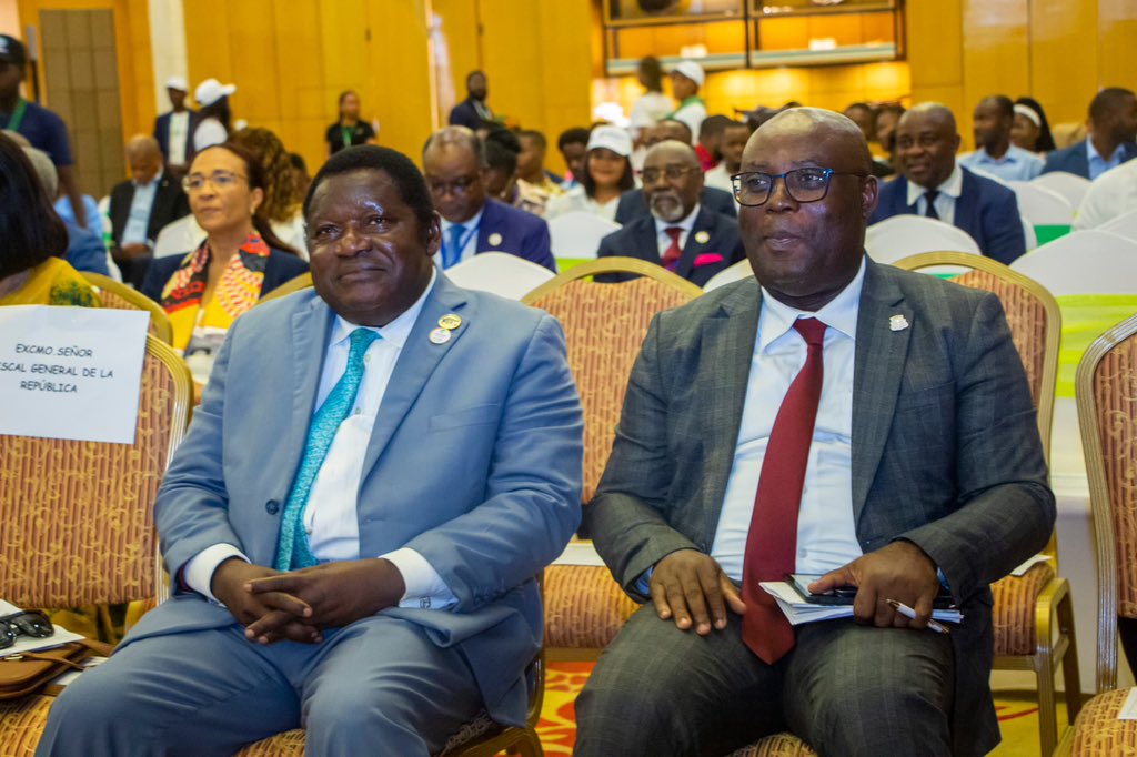 Moción de apertura de la segunda jornada por el  EXCMO. SR. Francisco Pascual OBAMA ASUE...Presidente del Consejo de la República.