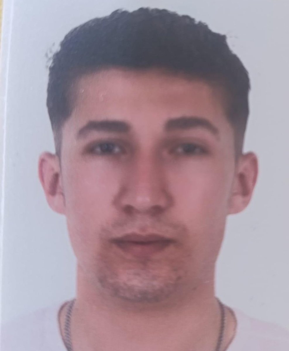 Orman Yangın İşçisi Adem Nazım DEMİREL şehit oldu.

Osmaniye'nin Hasanbeyli ilçesinde çıkan yangına giden arazöz devrildi. Kazada bir kahraman orman yangın işçisi şehit oldu, dört işçi yaralandı.

Şehidimize Allah'tan rahmet, yaralı arkadaşımıza acil şifalar dilerim.