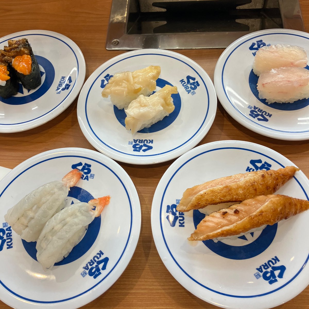 生魚が食べたくなったので今日は寿司🍣