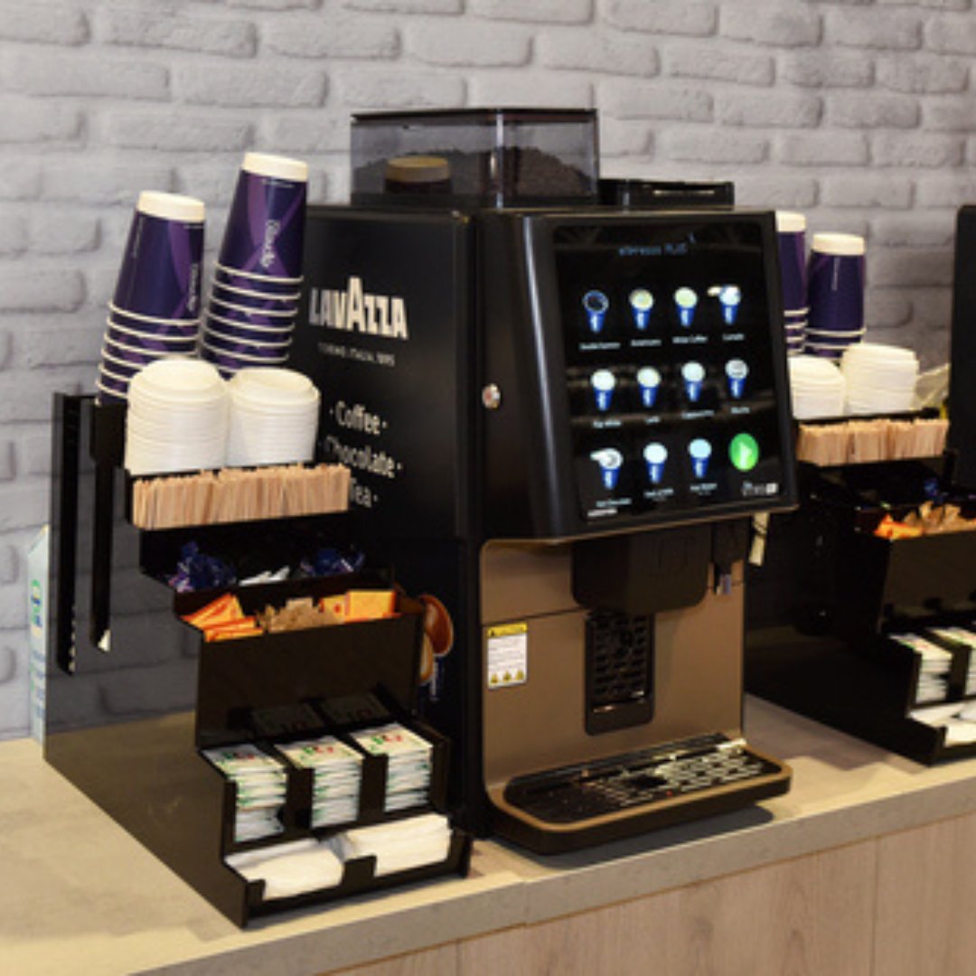 Forecourt Show tweet media