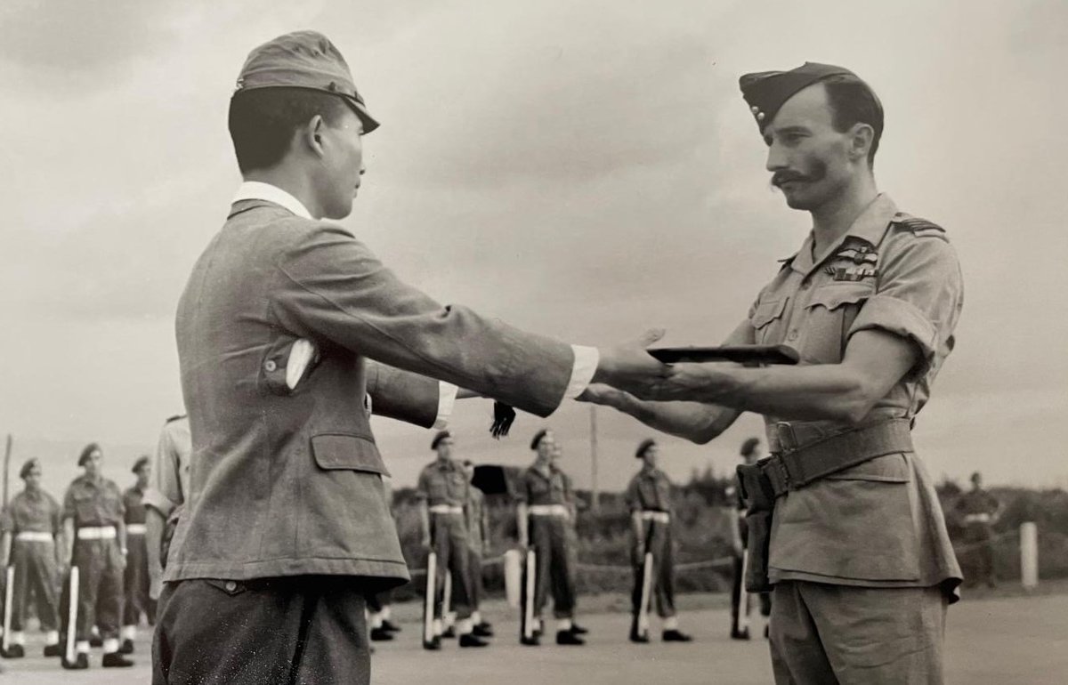 RoyalAirForce's tweet photo. Our final Lives Remembered for #VJDay80 include Squadron Leader Hibbert, Corporal Davis and Leading Aircraftsman Clarke - members of the RAF family whose courage made VJ Day possible. 

Read their stories at: https://t.co/nzGHQGnNLv #LestWeForget https://t.co/jBf3G2TmWj