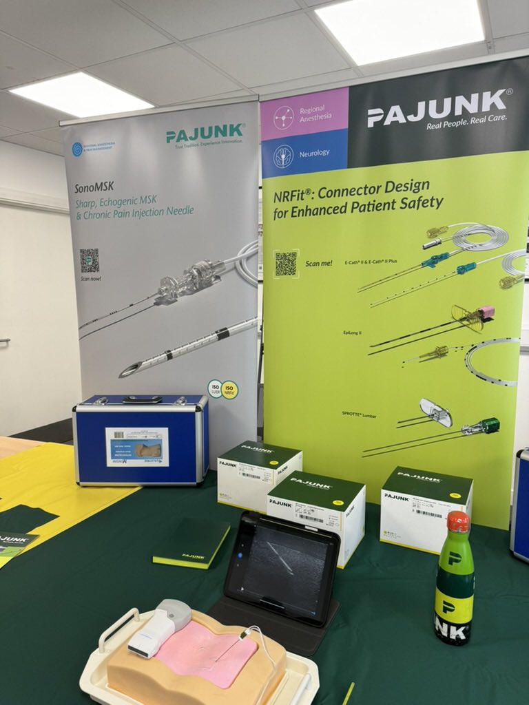 Let’s get a bit of practice for next week’s sales meeting and training! The new colour scheme is a total blast! We’re rocking Sunny Lime, Green Grass, Black Forest Green and Cherry Cake Red. We’re excited to chat about our new products, cool techniques, and the challenges ahead!