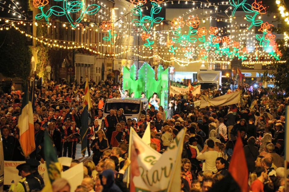 🌹 Service Announcement 🌹

From Friday 15th to Tuesday 19th August (inclusive), the Rose of Tralee International Festival &amp; Féile Thrá Lí will be ongoing 🌹 🕺

For further information please visit -&gt; locallinkkerry.ie/2024/08/rose-o…