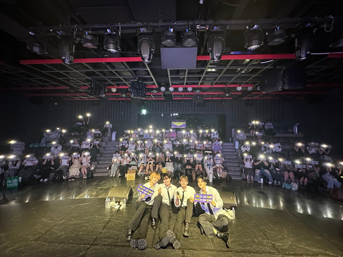 XD_officialKR's tweet photo. [#XD] WISHED 서울 막콘💕
마지막까지 우리 곁을 지켜주고 목이 터져라 응원해준 우리 그리니들..🥹
너무 고맙고 사랑해요🫶🏻
더 멋진 2집으로 돌아오기 위해 열심히 준비할게요!! XD 가자!!💚

#XD #엑스디 
#DOHA  #도하 
#BAO #바오 
#JAEMIN #재민
#UO #유오 https://t.co/gqbCvTOgQo