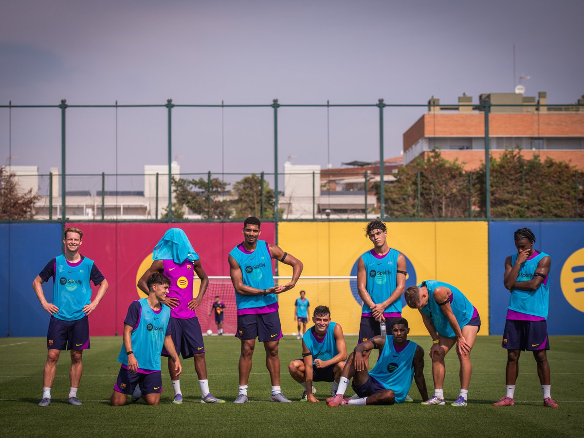 🎱 (@pedrihqs) on Twitter photo 