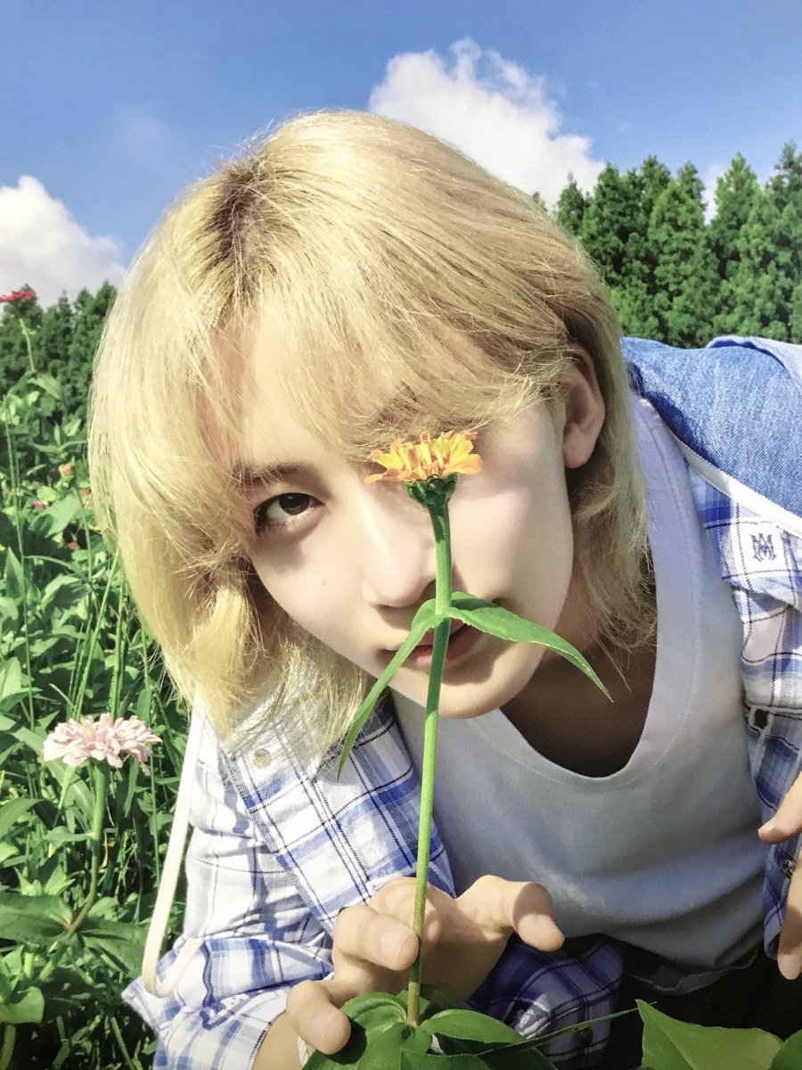 chanchan_1004's tweet photo. 나정말 어뜩해…………………. https://t.co/f7rbnXapfd