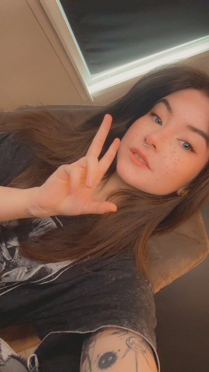 I just found this generations duck song 

twitch.tv/atirel