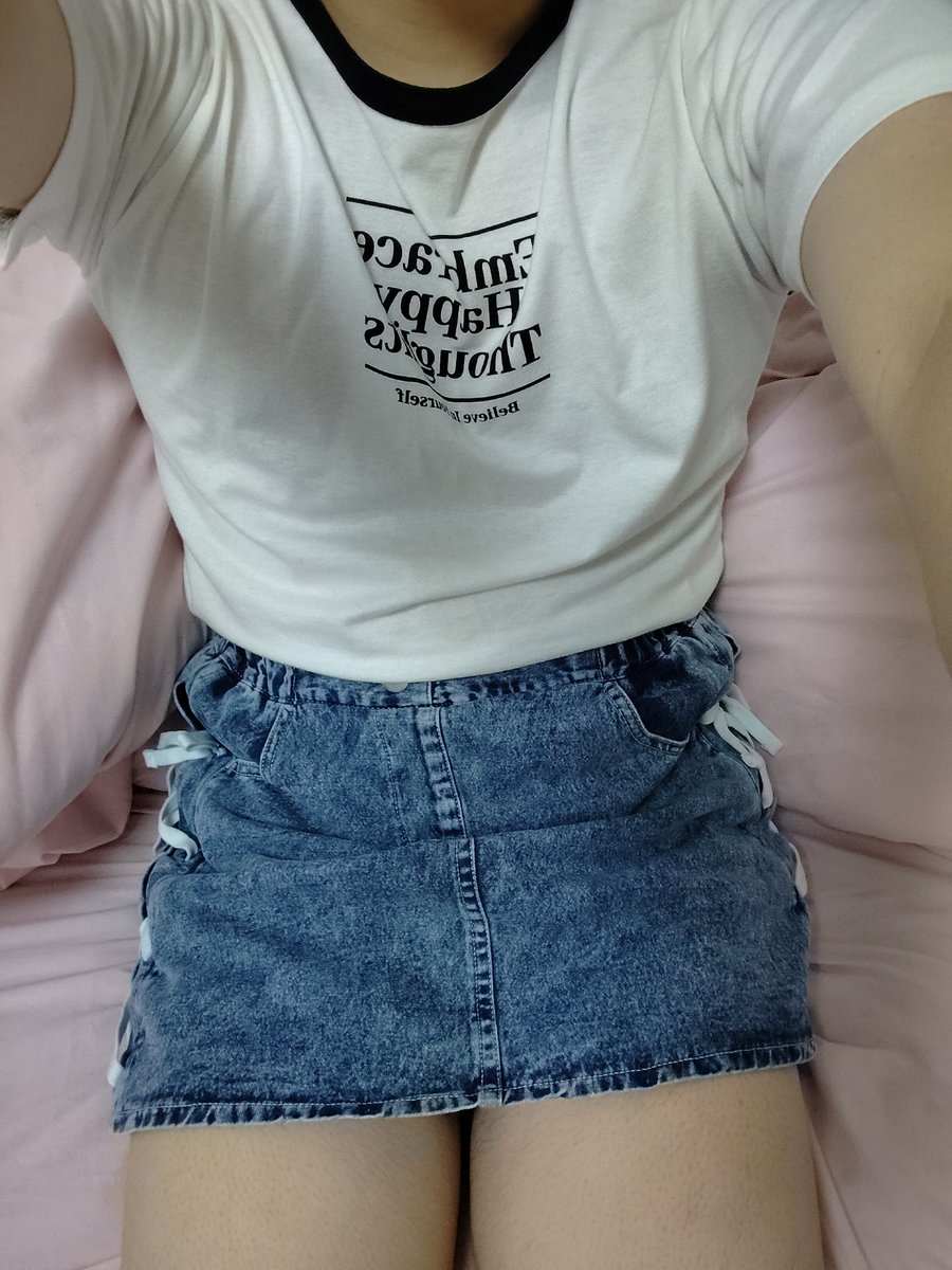 今日はこういう服着てみた