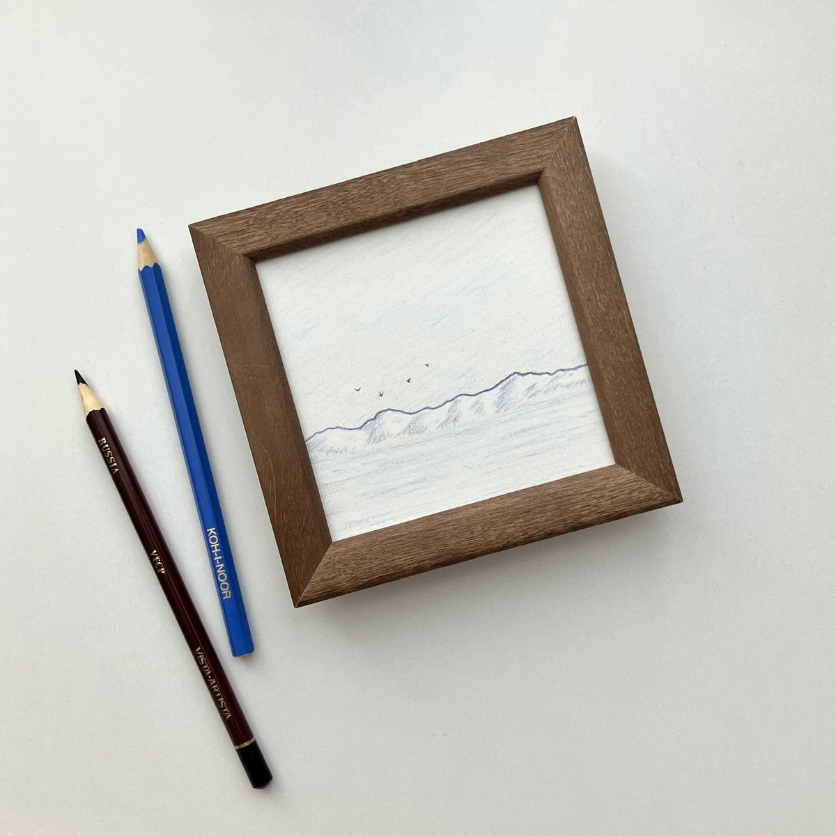 Oks_09's tweet photo. Эта малышка продаётся✨

Мой канал: https://t.co/1ReDipyuYc

#drawing #mountains #landscape #art #beautiful #sky #colorpencilart #picture #draw #miniart #colorpencils #artist #birds #pencils #кар��ина #пейзаж #горы #рисунок #птицы #красиво #художник #искусство #цветныекарандаши https://t.co/QYibRiPZDZ
