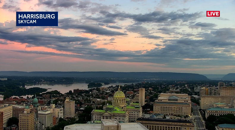 🌇 WEDNESDAY SUNRISE
Clouds coming in from the west are producing a beautiful sunrise. Some areas may see patchy fog, especially Lancaster County. Hot and humid with scattered storms this afternoon. #PAwx