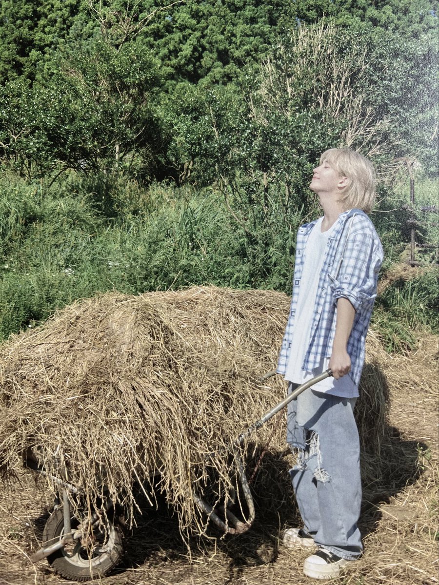 ikighannie's tweet photo. cutie farm boy 🌼 https://t.co/t8hRmv2zpm